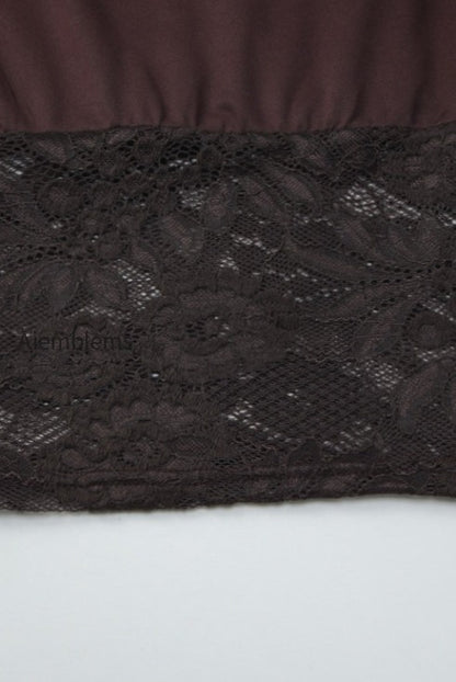 asymmetric-off-shoulder-lace-waist-slim-crop-t-shirt